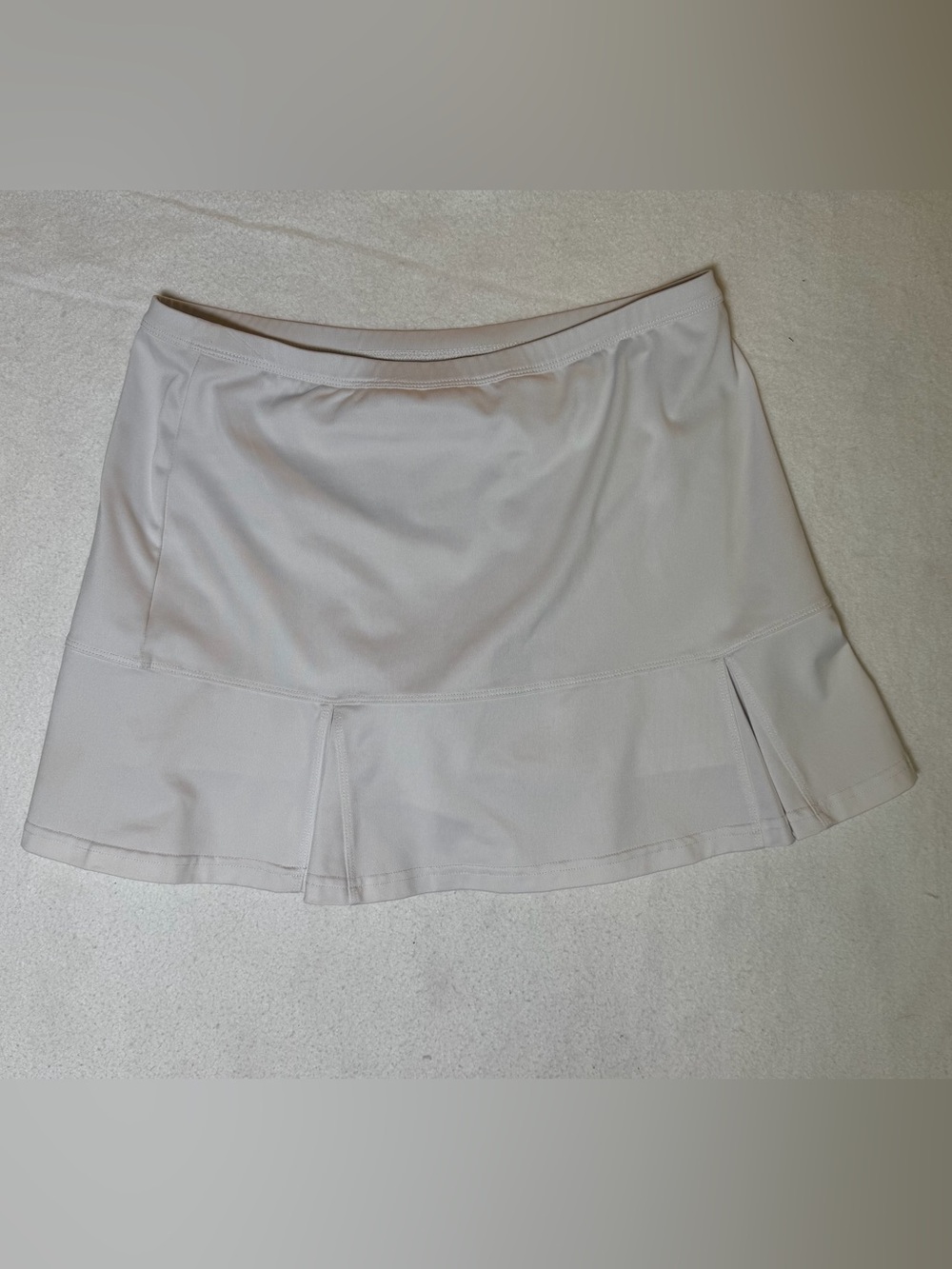 Bolle White Pleated Athletic Tennis Skort Skirt — Size Medium